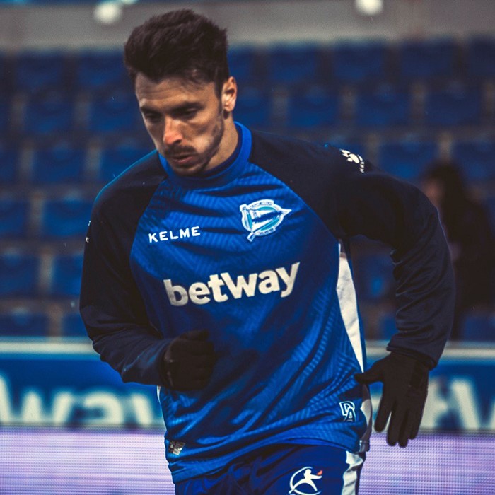 C. Navarro